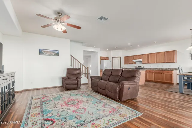 $2,200 | 206 West Hawaii Drive, Casa Grande, AZ 85122