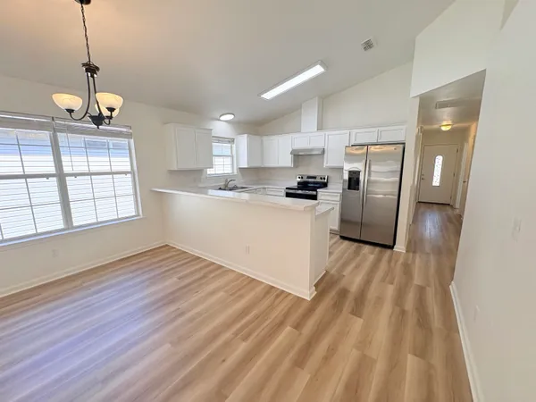 $2,195 | 4428 Siesta Court, Tallahassee, FL 32309