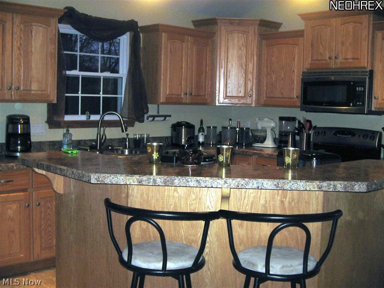 2080 North Road Southeast Warren, OH 44484 - Photo 4 of 12 Gallery Image 4