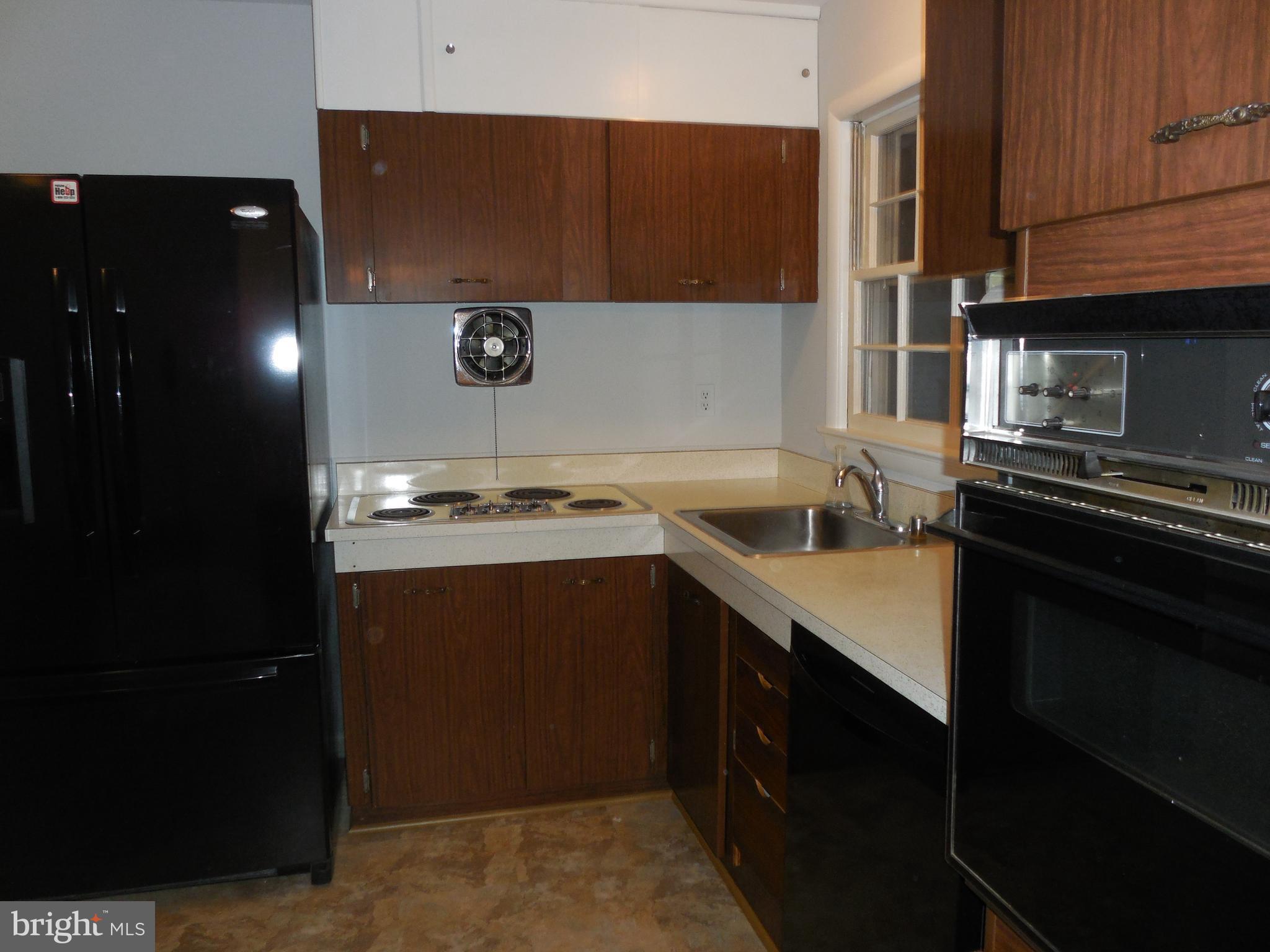 4716 Mangum Road College Park, MD 20740 - Photo 4 of 6 Kitchen