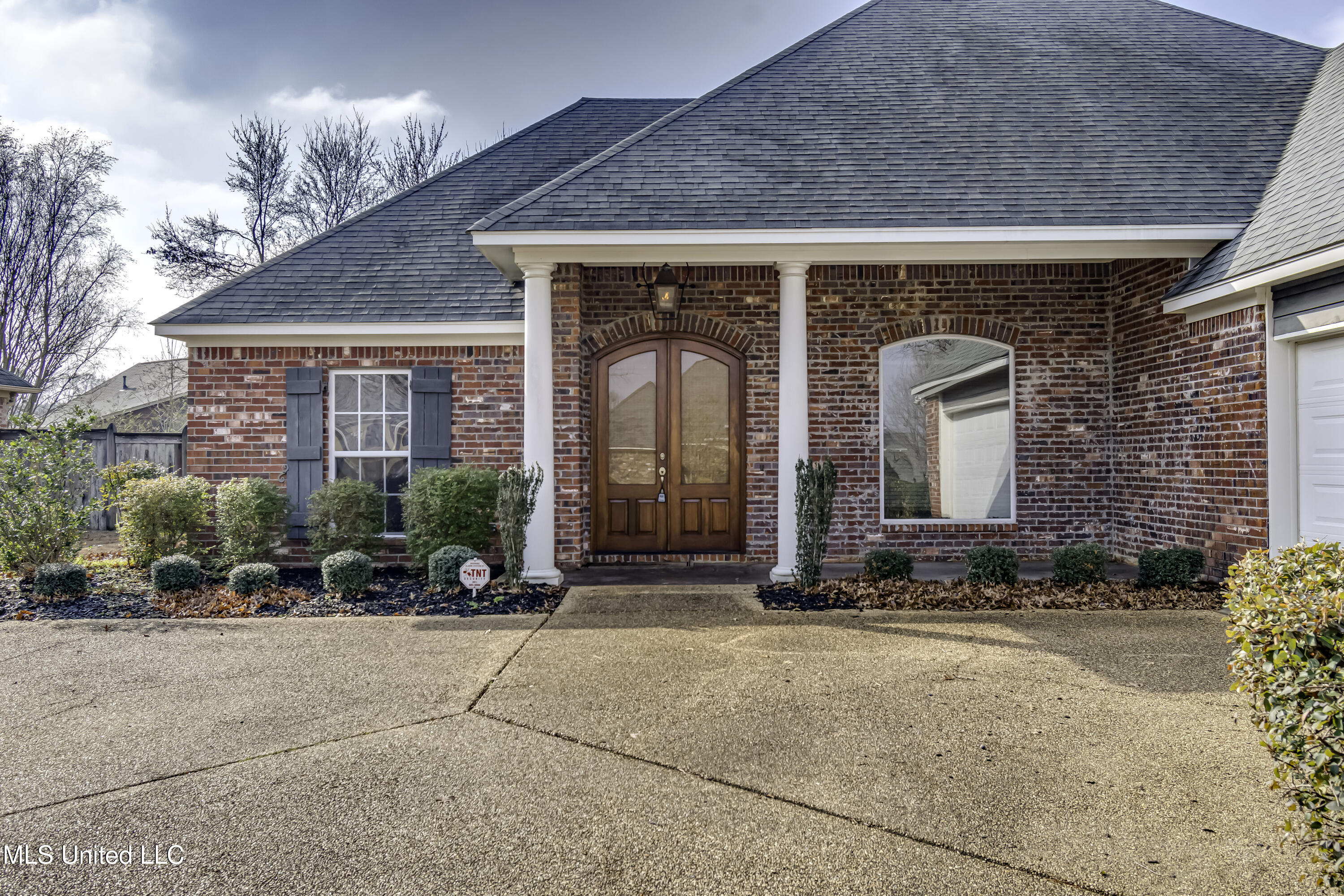 103 Fairchild Cove Canton, MS 39046 - Photo 5 of 62 103 Fairchild Cv--4