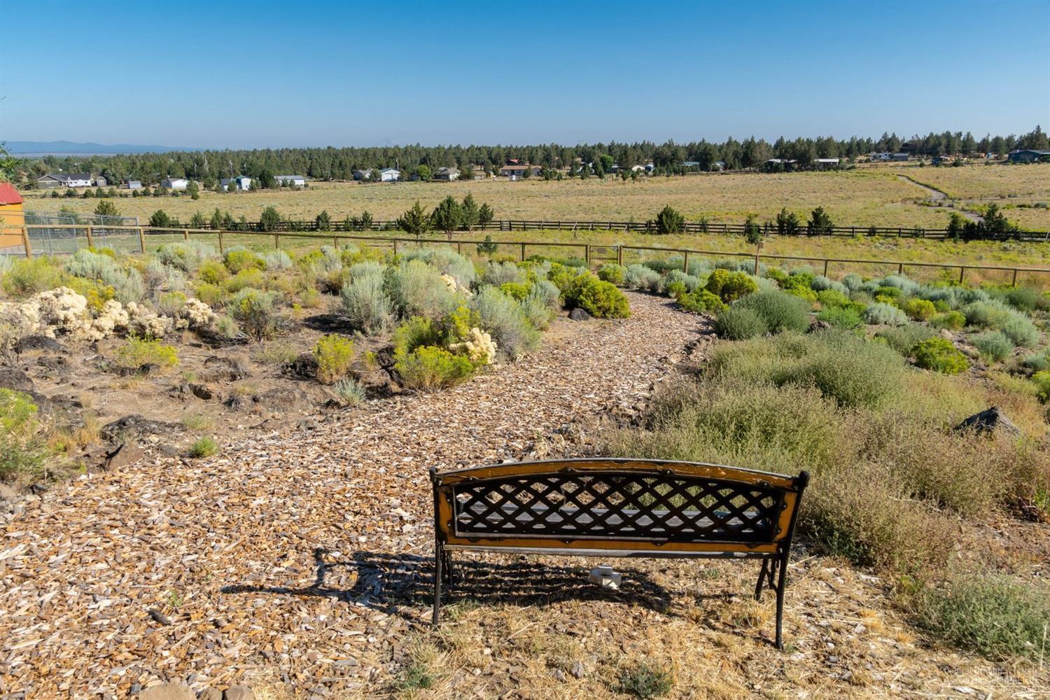 8720 Southwest Panorama Road Terrebonne, OR 97760 - Photo 19 of 24 A wonderful spot for a "Cup of Joe" in t