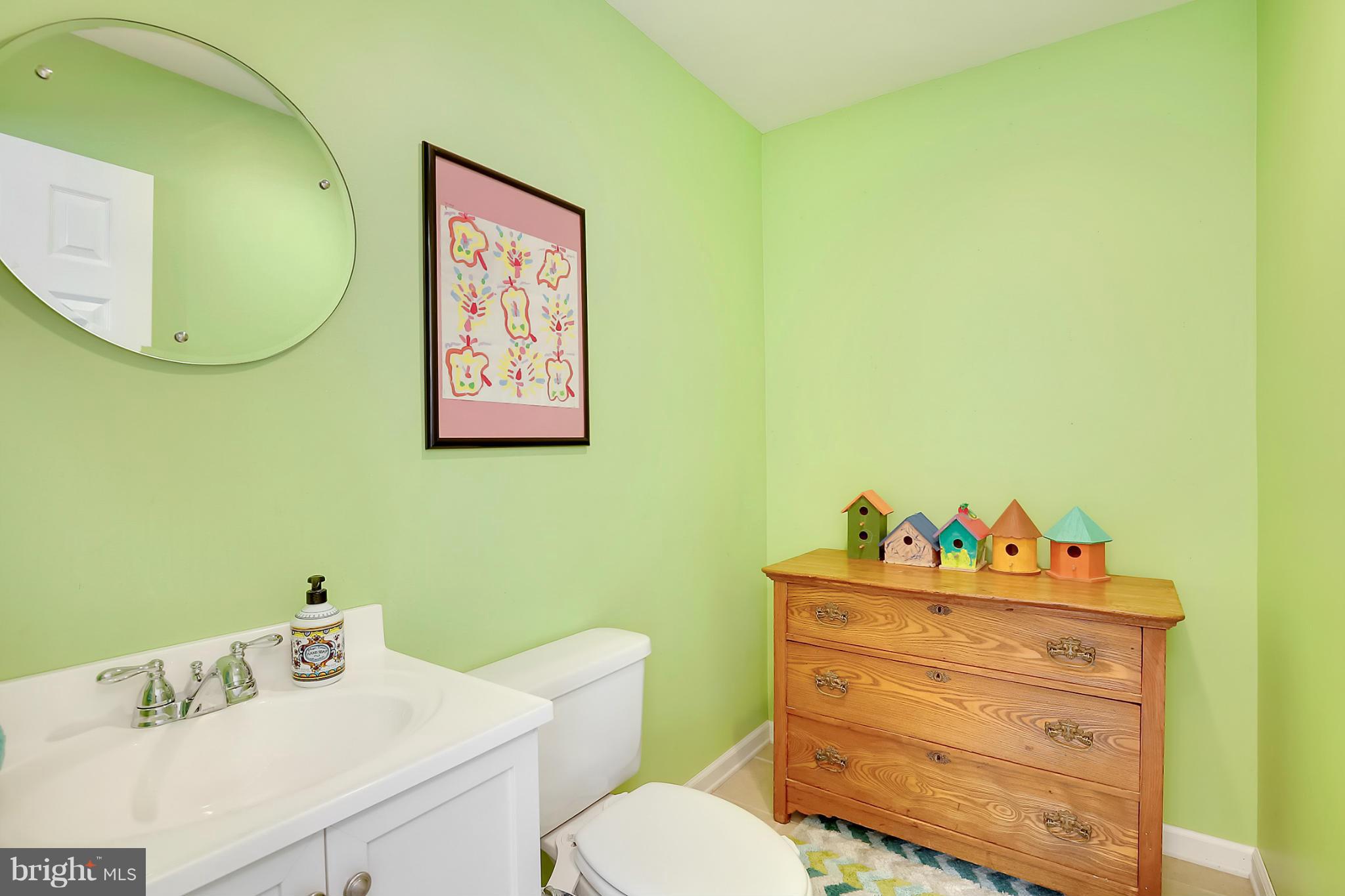 7202 Alger Road Falls Church, VA 22042 - Photo 14 of 30 Bath