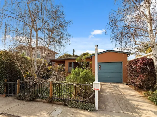 $1,298,000 | 625 Gilroy Drive, Capitola, CA 95010