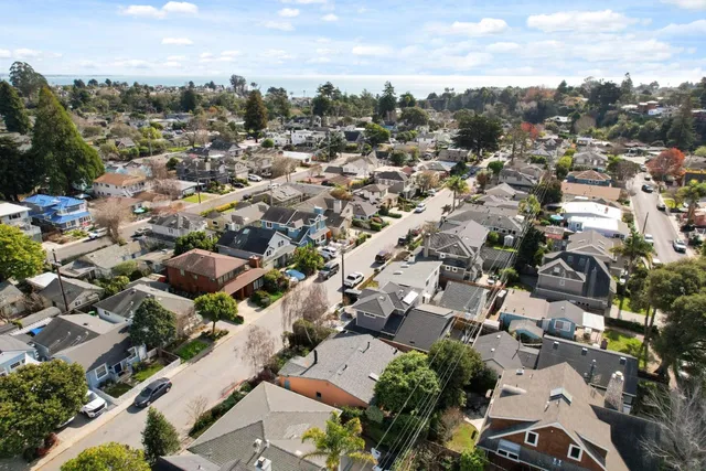 $1,298,000 | 625 Gilroy Drive, Capitola, CA 95010