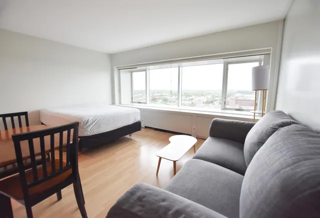 $2,200 | 555 East William Street, Unit 20L, Ann Arbor, MI 48104