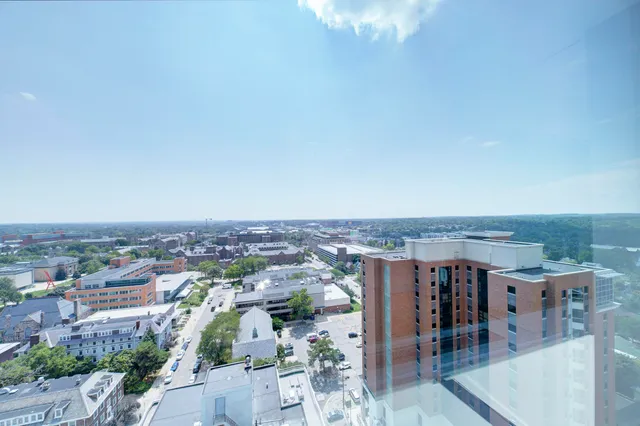 $2,200 | 555 East William Street, Unit 20L, Ann Arbor, MI 48104