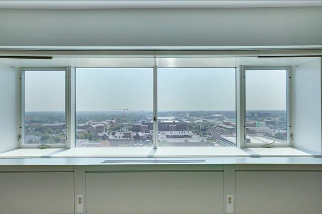 $2,200 | 555 East William Street, Unit 20L, Ann Arbor, MI 48104