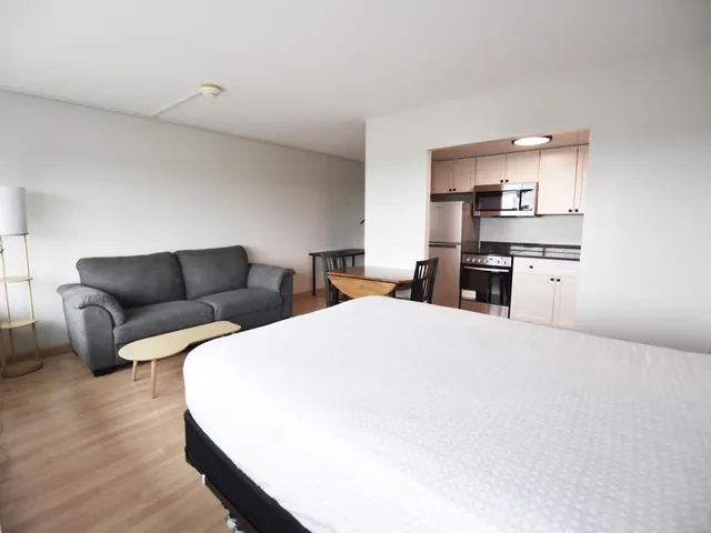 $2,200 | 555 East William Street, Unit 20L, Ann Arbor, MI 48104