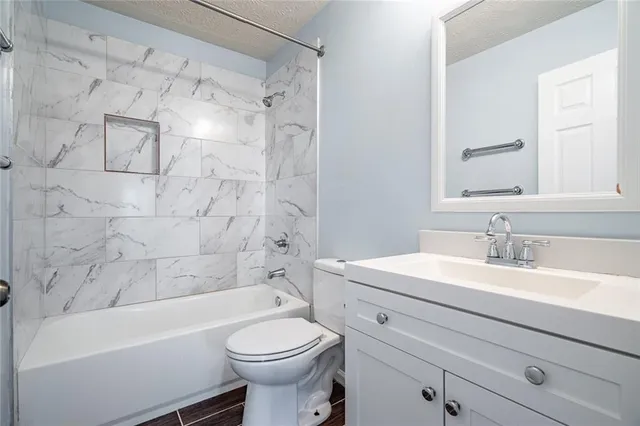 $415,000 | 130 Whitfield Way, Woodstock, GA 30188