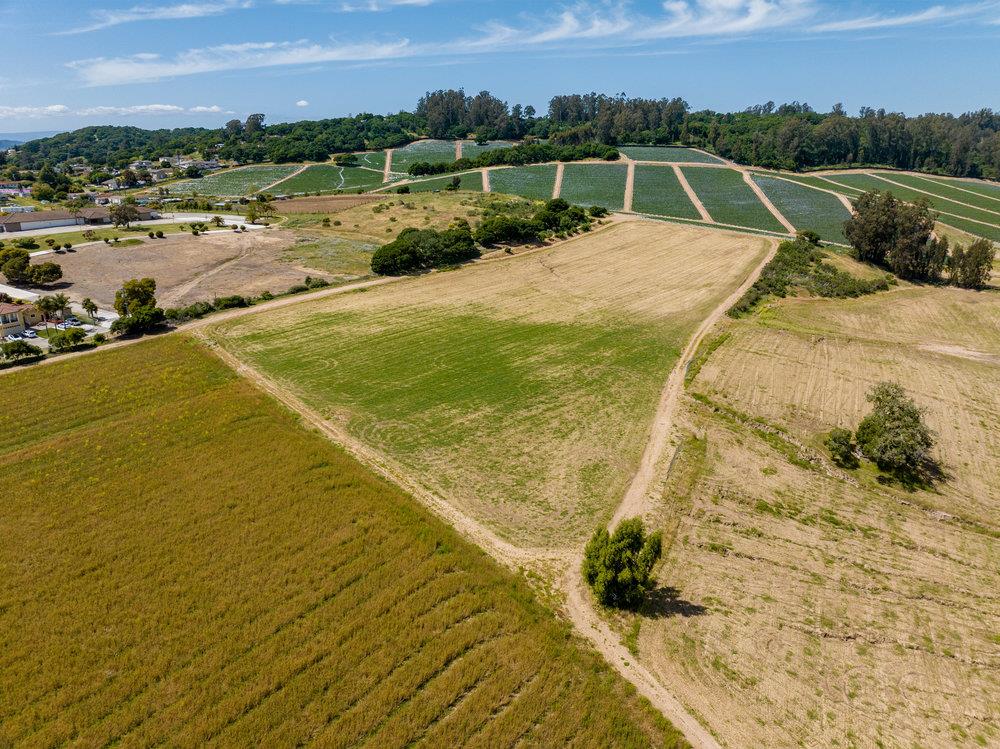 43-acres Sill Road Watsonville, CA 95076 - Photo 16 of 18 a view of a swimming pool and lake view