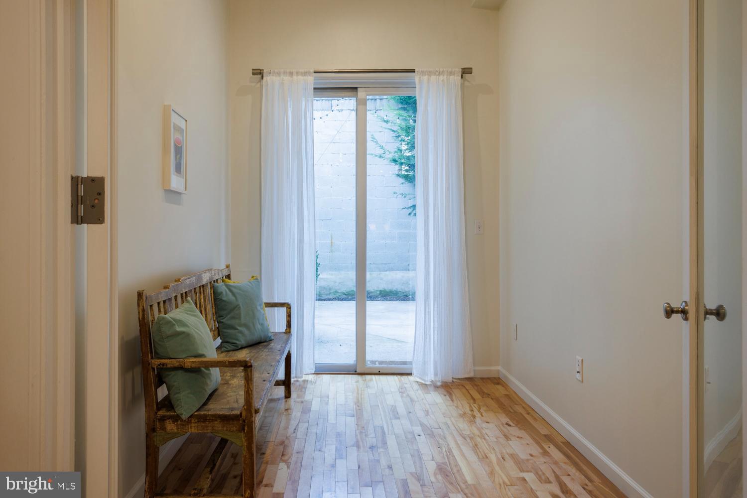 1215 North Hancock Street Philadelphia, PA 19122 - Photo 15 of 39 1st floor Bedroom / Den