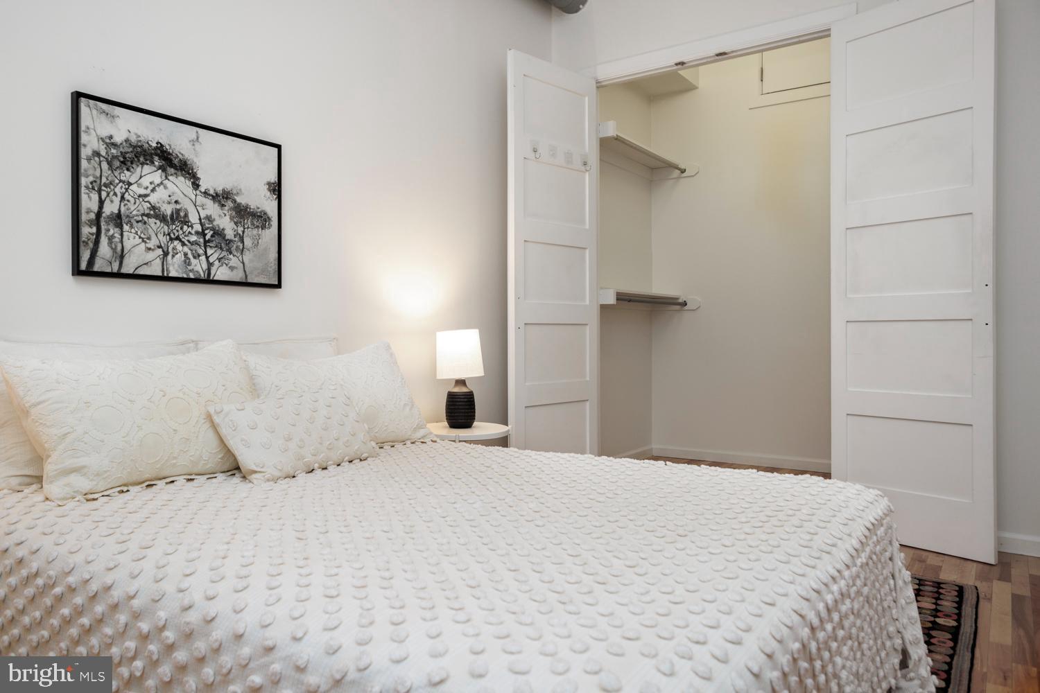 1215 North Hancock Street Philadelphia, PA 19122 - Photo 18 of 39 1st Floor Main Bedroom