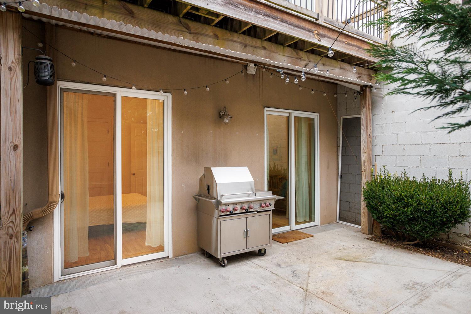 1215 North Hancock Street Philadelphia, PA 19122 - Photo 21 of 39 Patio