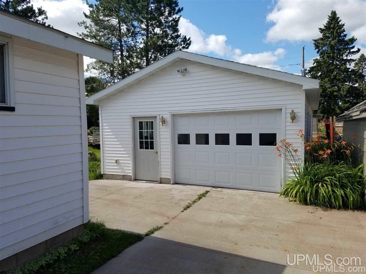 935 Cottage Street Ishpeming, MI 49849 - Photo 6 of 22 Gallery Image 6