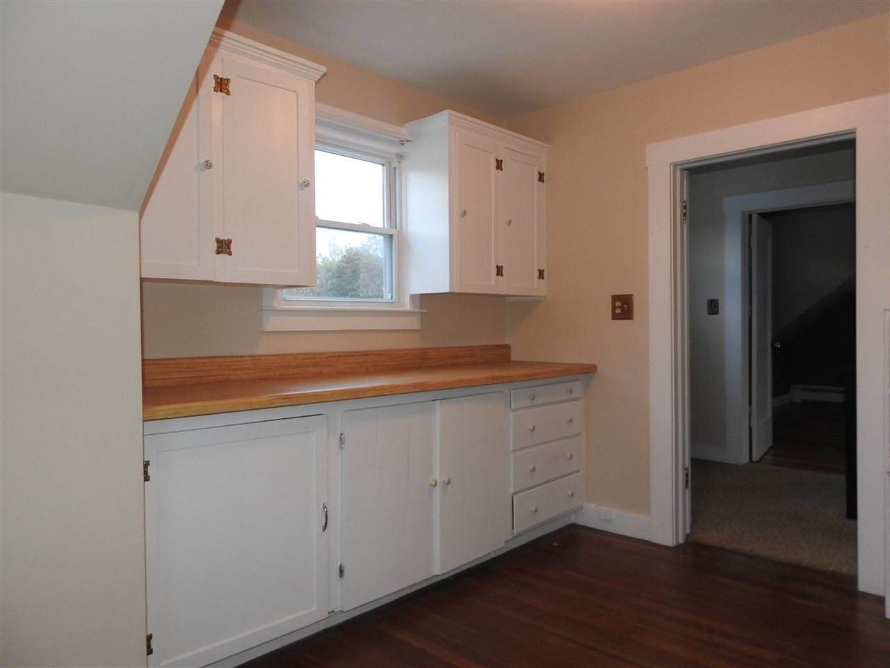 8 Mansfield Place Rutland, VT 05701 - Photo 15 of 17