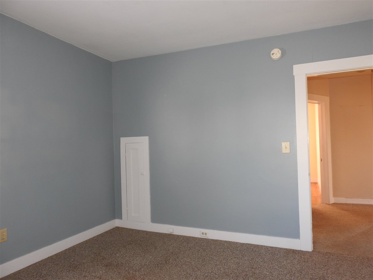 8 Mansfield Place Rutland, VT 05701 - Photo 5 of 17