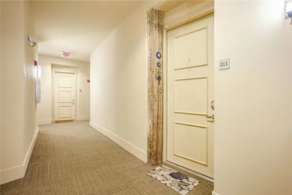 $4,500 | 840 Tchoupitoulas Street, Unit 211, New Orleans, LA 70130