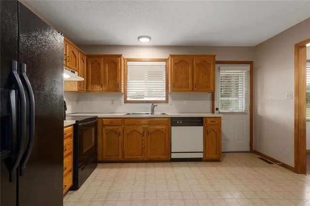 $379,950 | 23704 Scottsdale Terrace, Peculiar, MO 64078