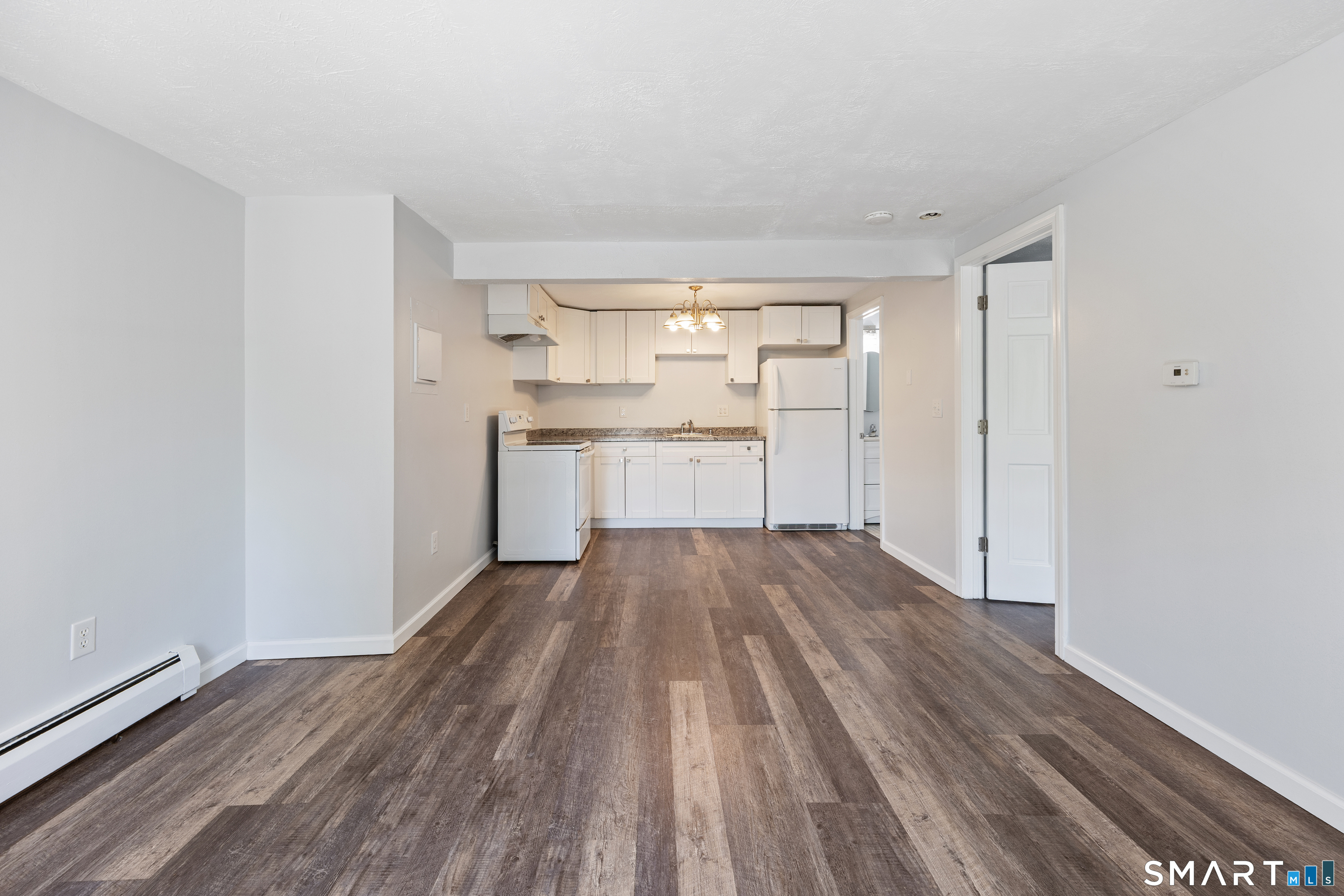 9 Guiel Place, Unit 2 Meriden, CT 06450 - Photo 1 of 17