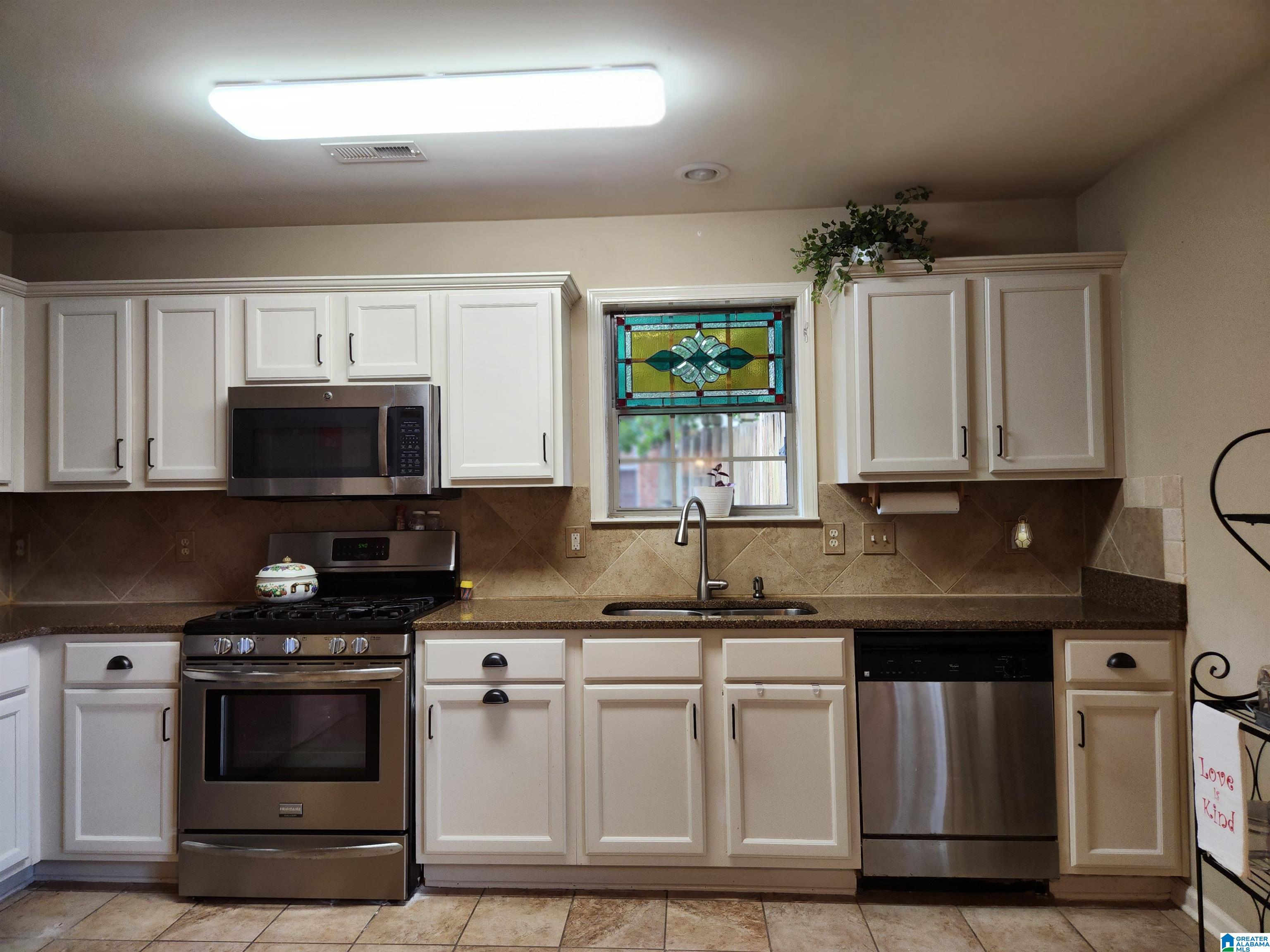 108 Paddington Station Alabaster, AL 35114 - Photo 13 of 42