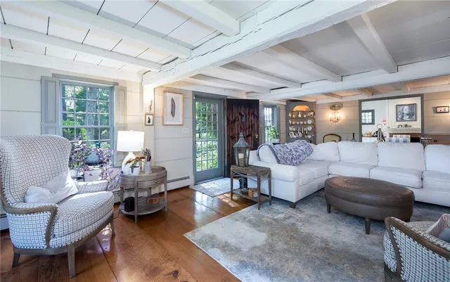 $925,000 | 399 Bungy Road, Scituate, RI 02857