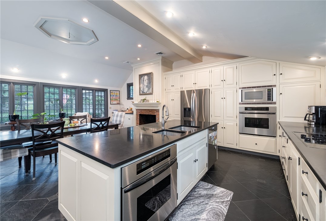 399 Bungy Road Scituate, RI 02857 - Photo 31 of 48