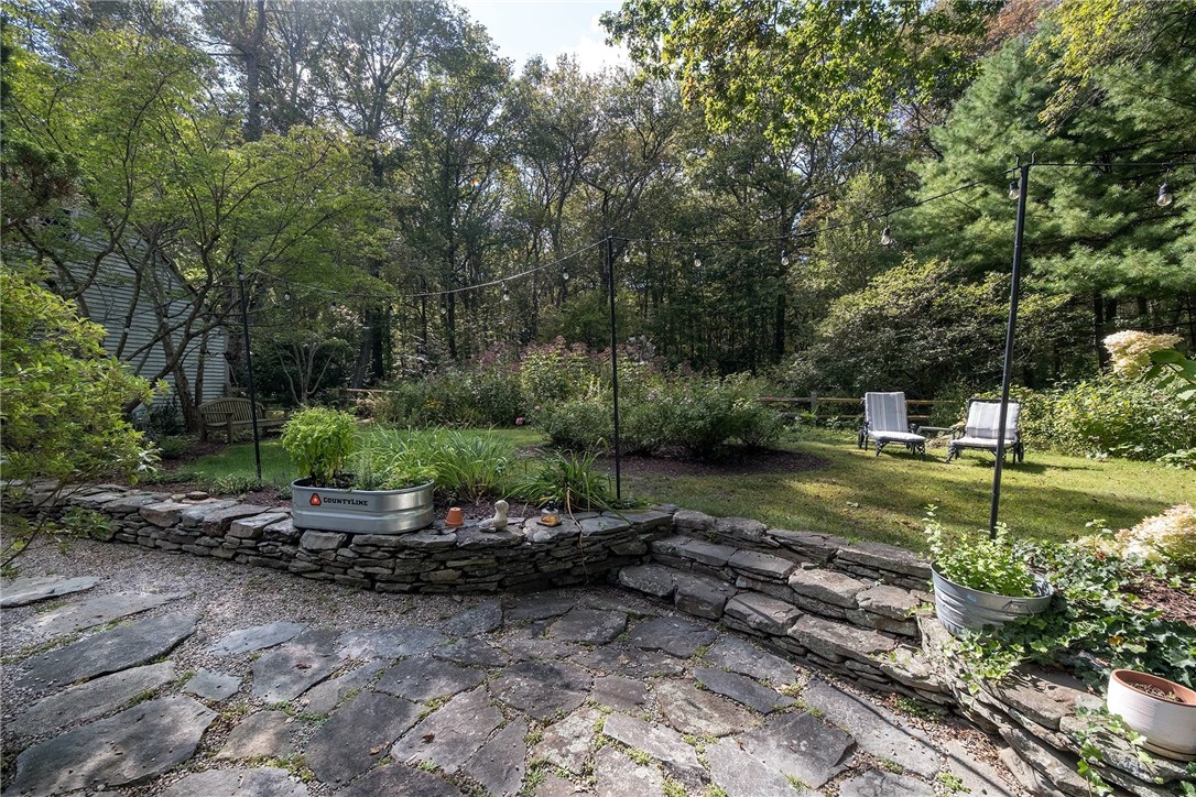 399 Bungy Road Scituate, RI 02857 - Photo 10 of 48