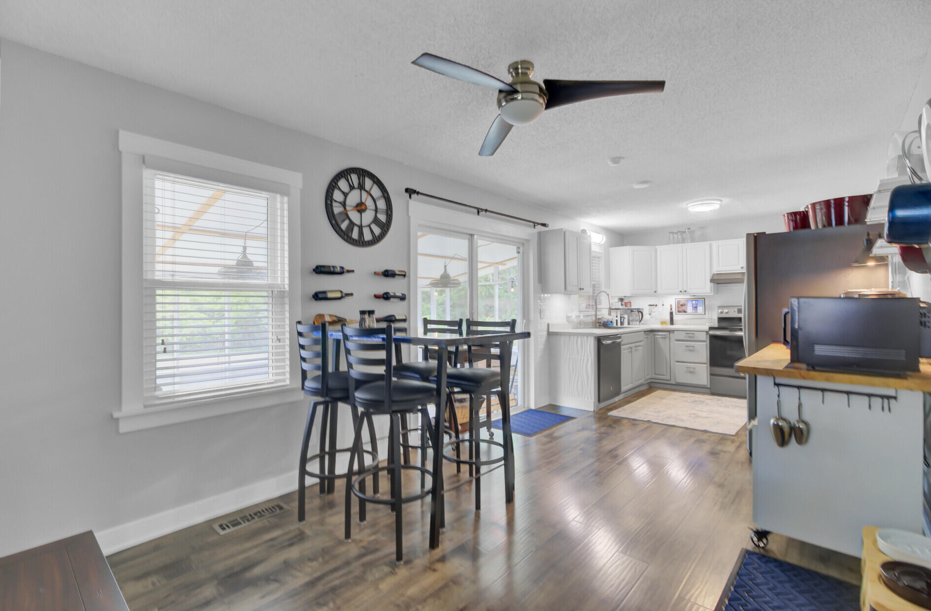 296 Oxford Road Ladson, SC 29456 - Photo 18 of 44 Dining Space off Kitchen