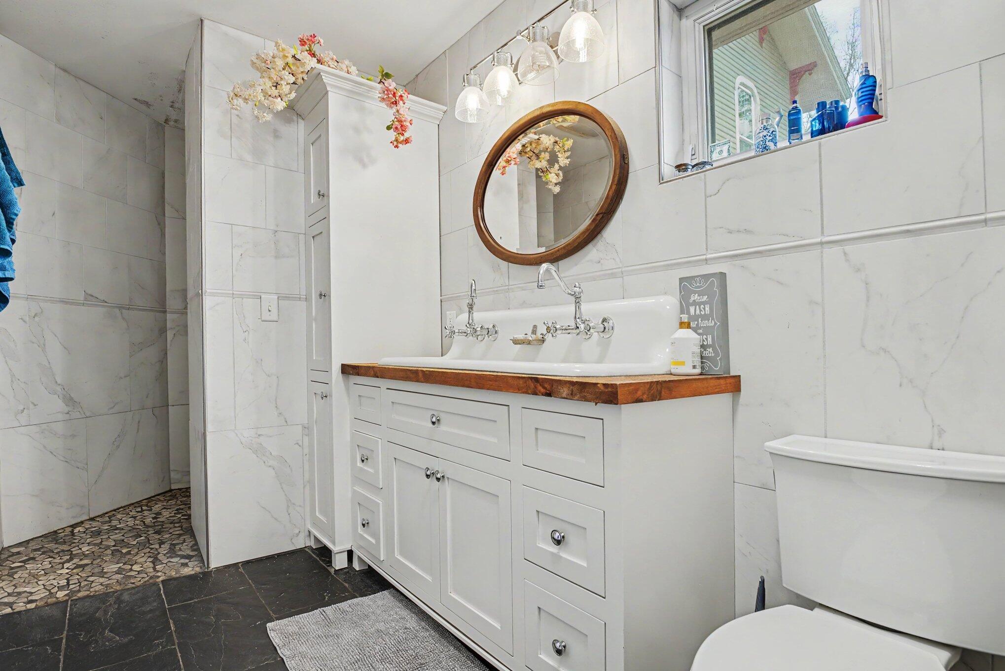 67814 Balk Road Sturgis, MI 49091 - Photo 18 of 43 Main Floor Full Bathroom