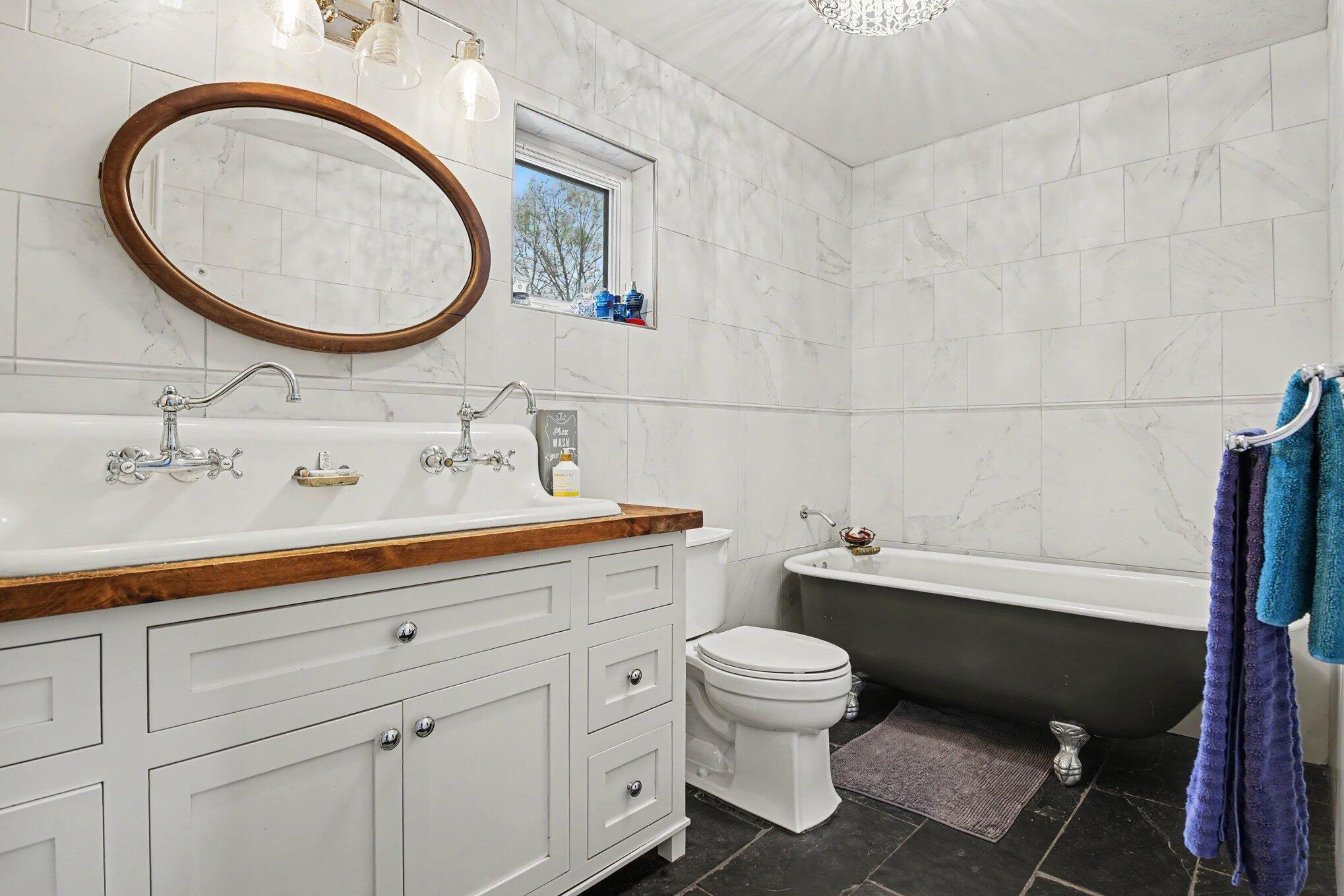 67814 Balk Road Sturgis, MI 49091 - Photo 19 of 43 Main Floor Full Bathroom