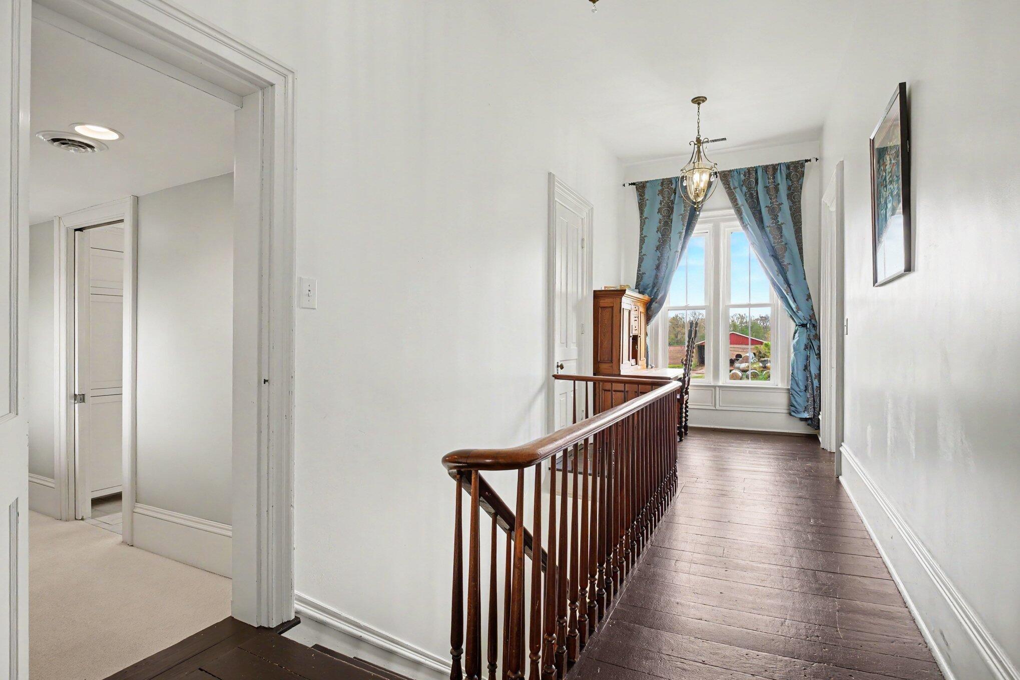 67814 Balk Road Sturgis, MI 49091 - Photo 26 of 43 Hallway