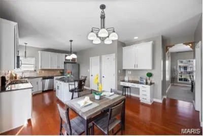 $3,250 | 1092 Pierpoint Lane, St. Charles, MO 63303