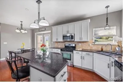 $3,250 | 1092 Pierpoint Lane, St. Charles, MO 63303