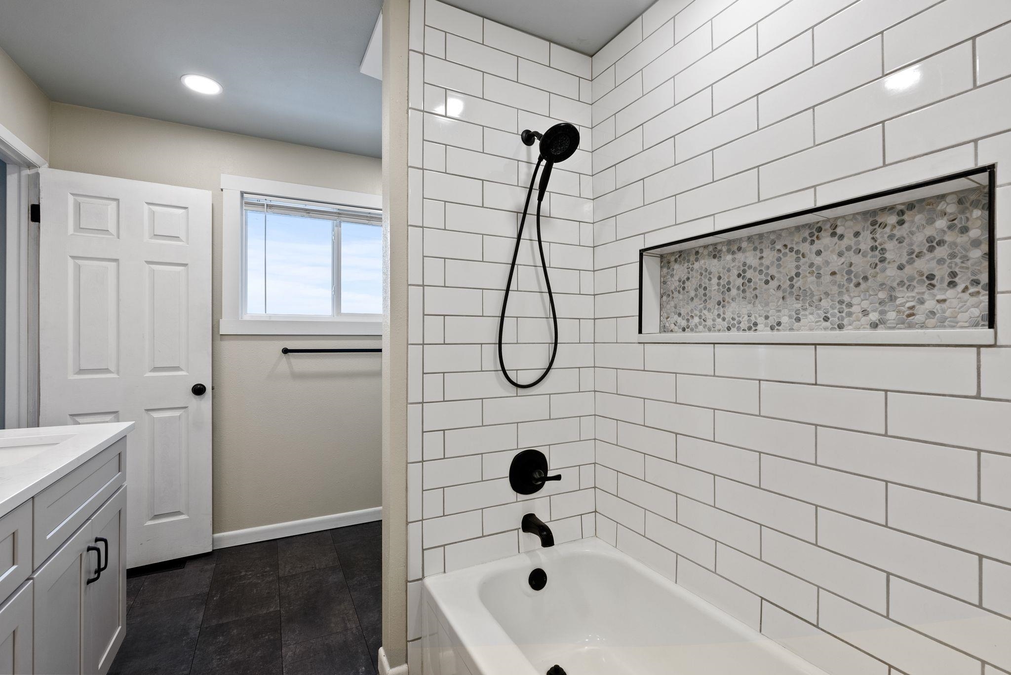 3715 West Vel View Drive Spokane, WA 99208 - Photo 25 of 50 Gallery Image 25