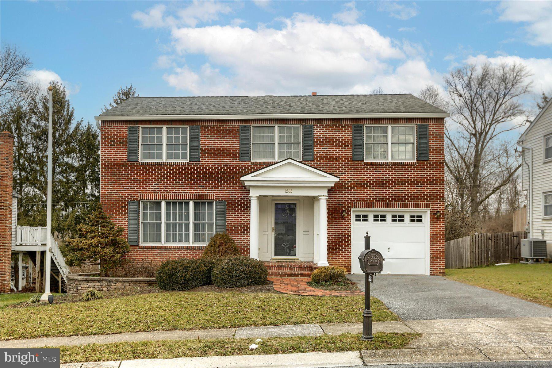 1533 Robert Road Lancaster, PA 17601 - Photo 1 of 38
