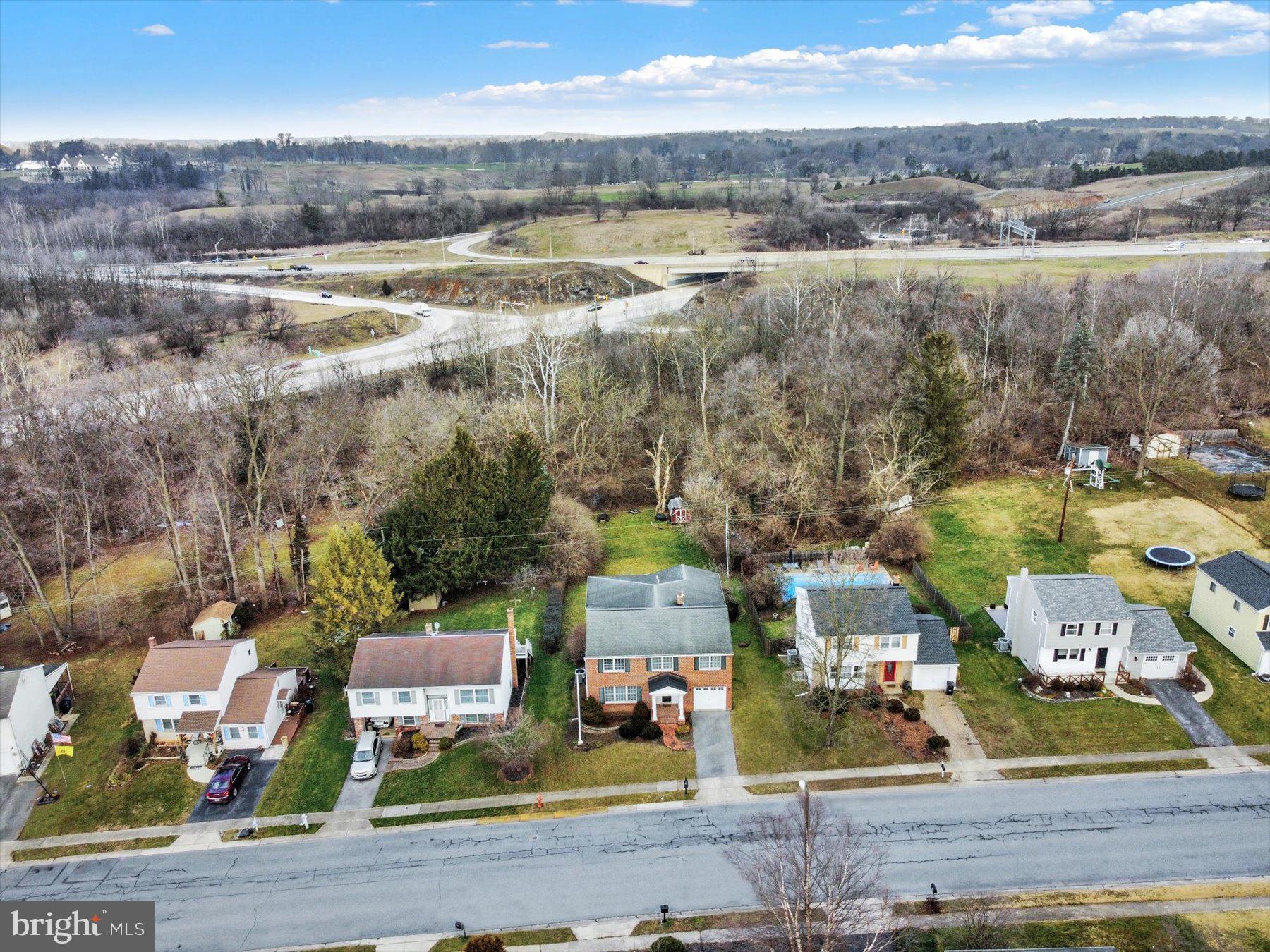 1533 Robert Road Lancaster, PA 17601 - Photo 32 of 38