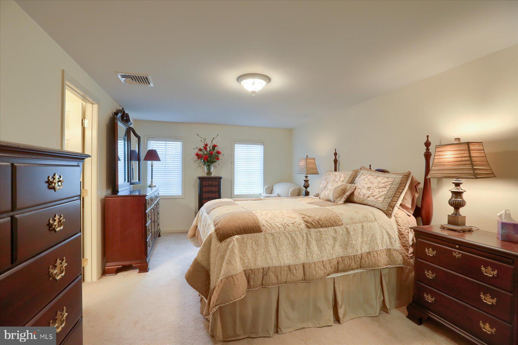 1533 Robert Road Lancaster, PA 17601 - Photo 10 of 38 Primary bedroom