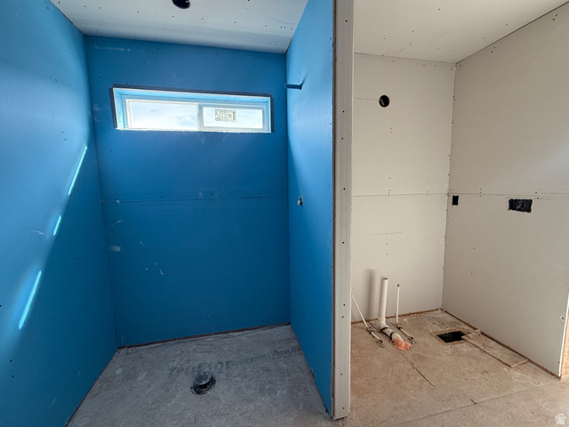 809 South 270th Street East, Unit 2 Smithfield, UT 84335 - Photo 9 of 23 View of bathroom