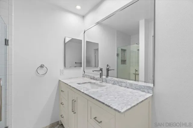 $1,059,000 | 28125 Ridgecove Court South, Rancho Palos Verdes, CA 90275