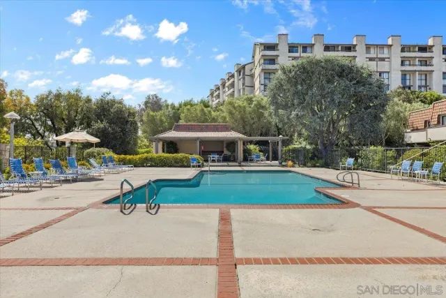 $1,059,000 | 28125 Ridgecove Court South, Rancho Palos Verdes, CA 90275