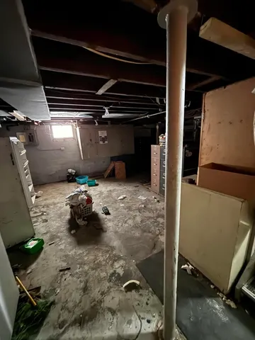 $59,900 | 304 Allen Street, Lansing, MI 48912