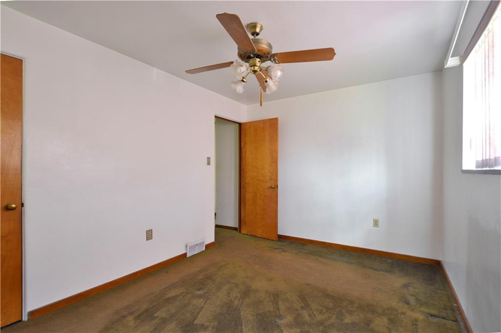 23 Porters Hollow Road Coraopolis, PA 15108 - Photo 7 of 15 Gallery Image 7