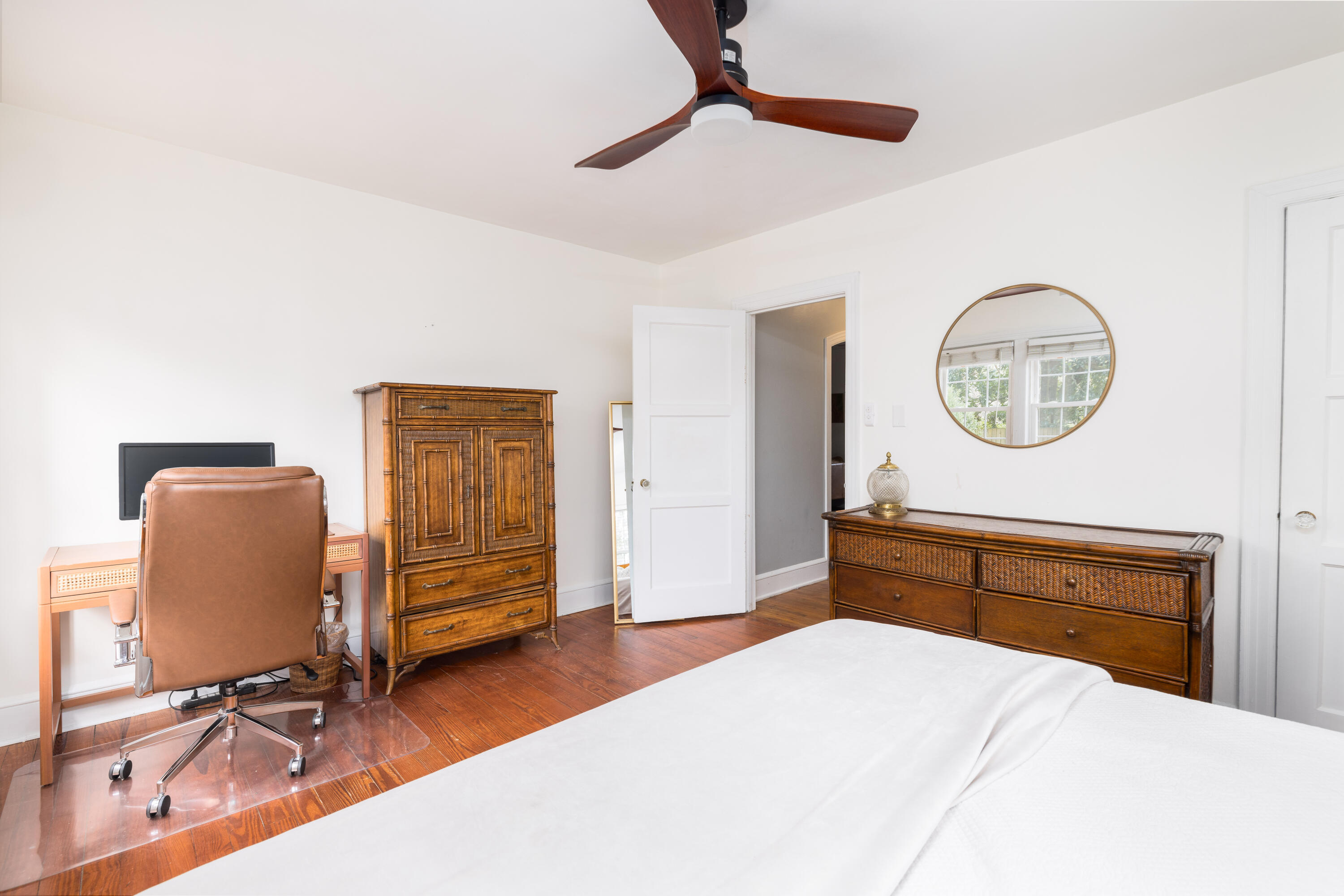 440 Magnolia Road Charleston, SC 29407 - Photo 24 of 33 Third Bedroom
