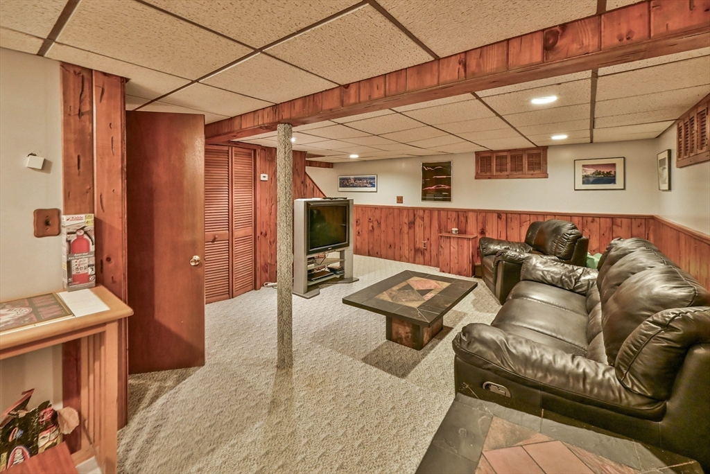 246 Manning Street Needham, MA 02492 - Photo 38 of 42