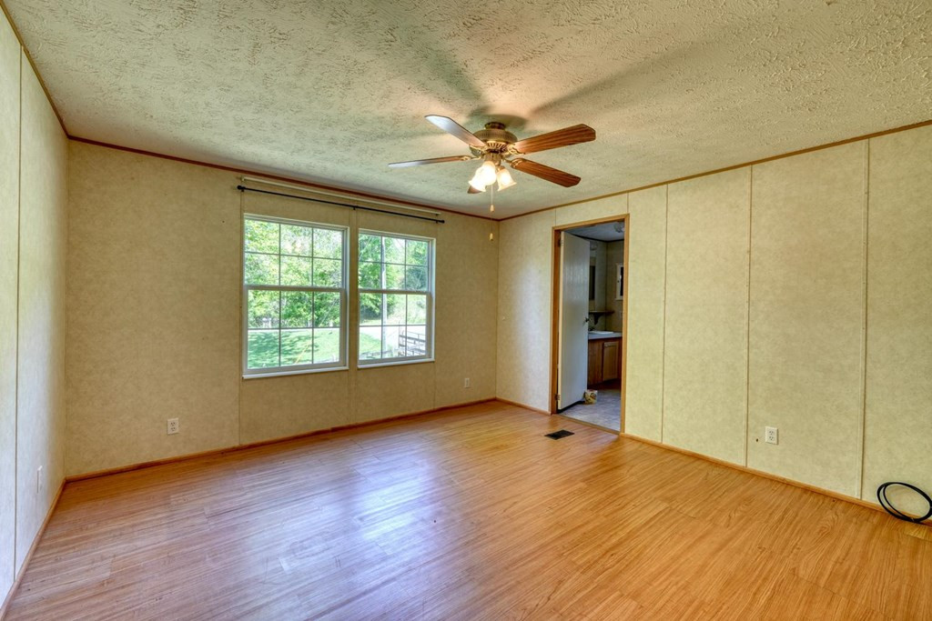 832 Canyon Road Marble, NC 28905 - Photo 39 of 48