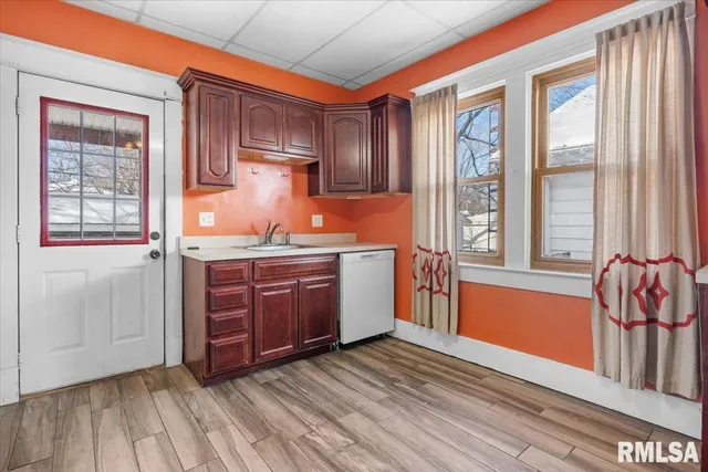 $145,000 | 1921 South College Street, Springfield, IL 62704