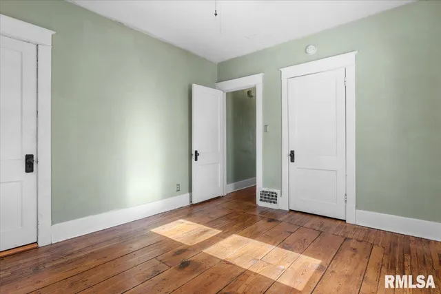 $145,000 | 1921 South College Street, Springfield, IL 62704