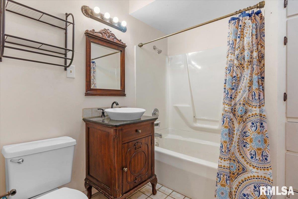 1921 South College Street Springfield, IL 62704 - Photo 16 of 33