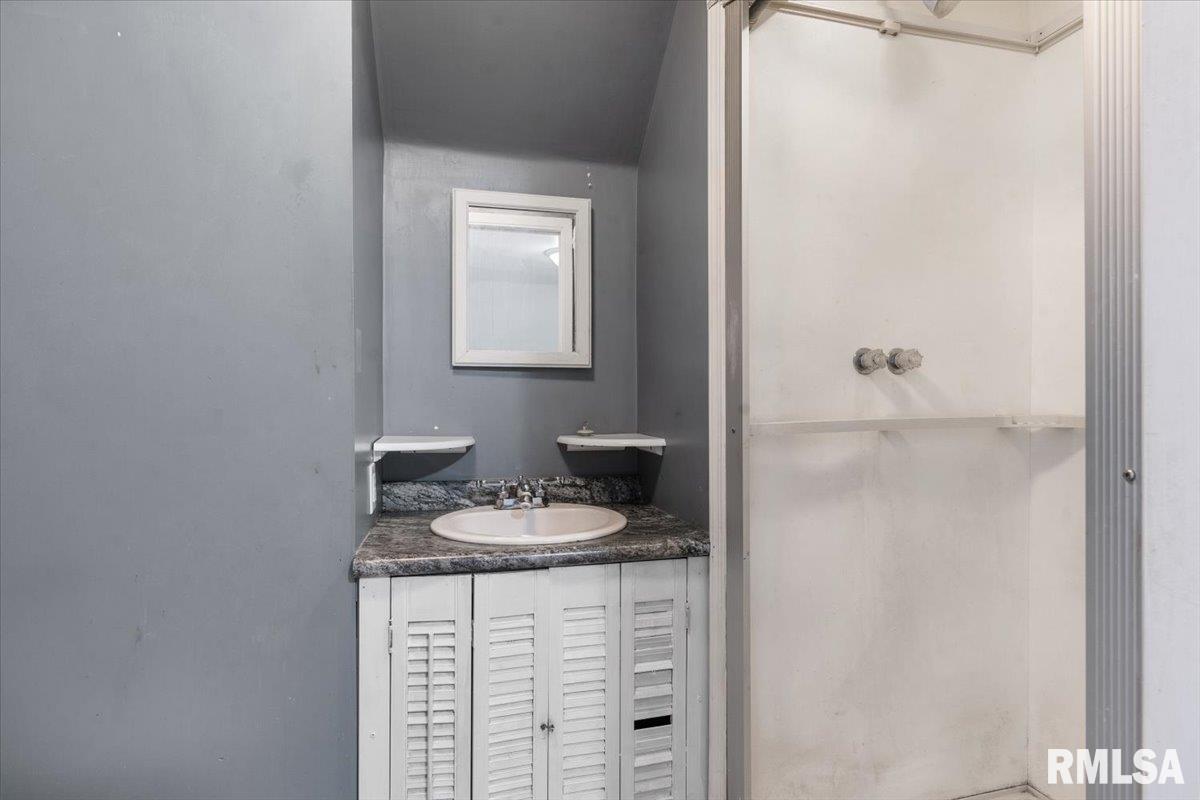 1921 South College Street Springfield, IL 62704 - Photo 25 of 33